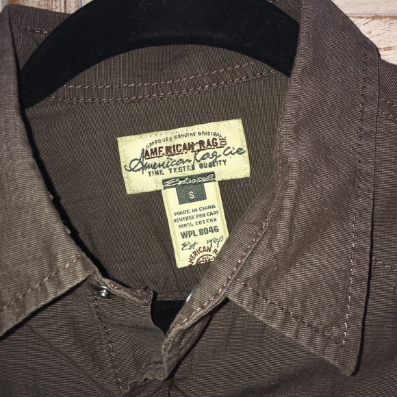 American Rag button-up - Picture 2 of 4